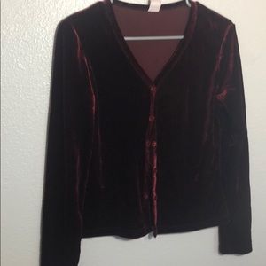 velet red long sleeve